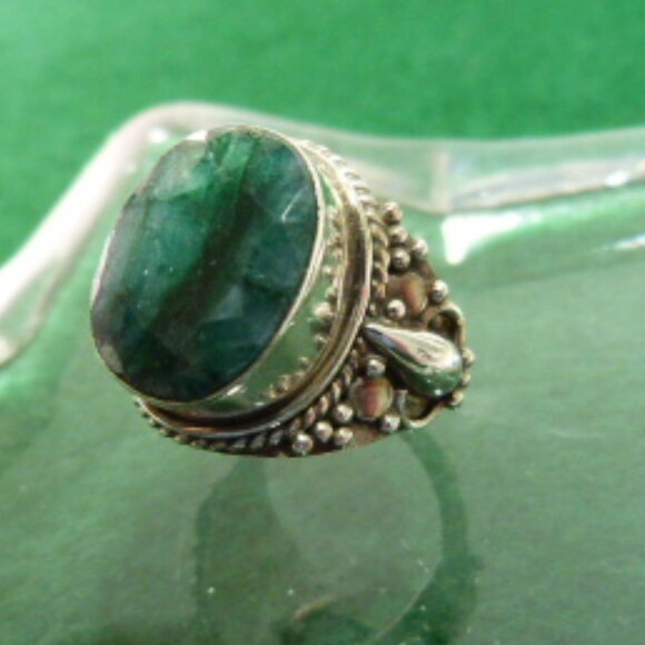 RAW EMERALD RING - SIZE 7.5 - Picture 5 of 6